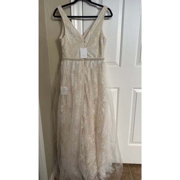 NWT‎ Lulus Sweet Love Ivory Lace Beaded Maxi Dress Medium - Picture 7 of 10